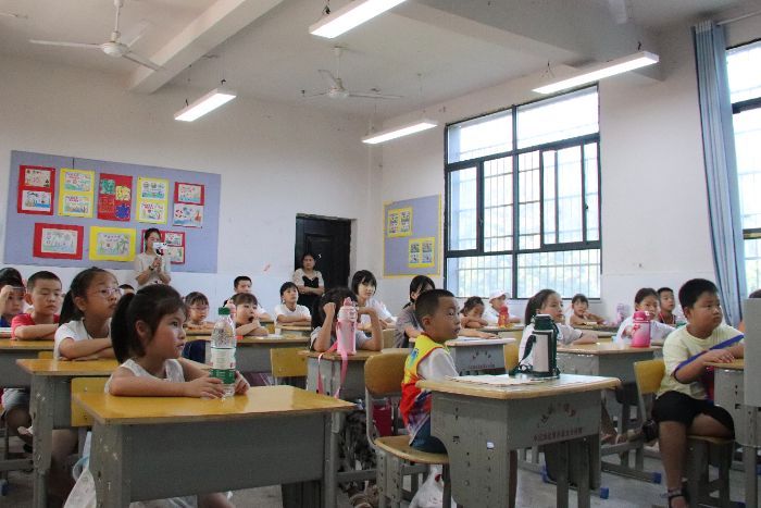 ���ώ�����W�����ƌW�WԺ�_�ˌW�縰����ɏ���ش�������`�F�_չ����ˮ���ڰ�ȫ�����n��