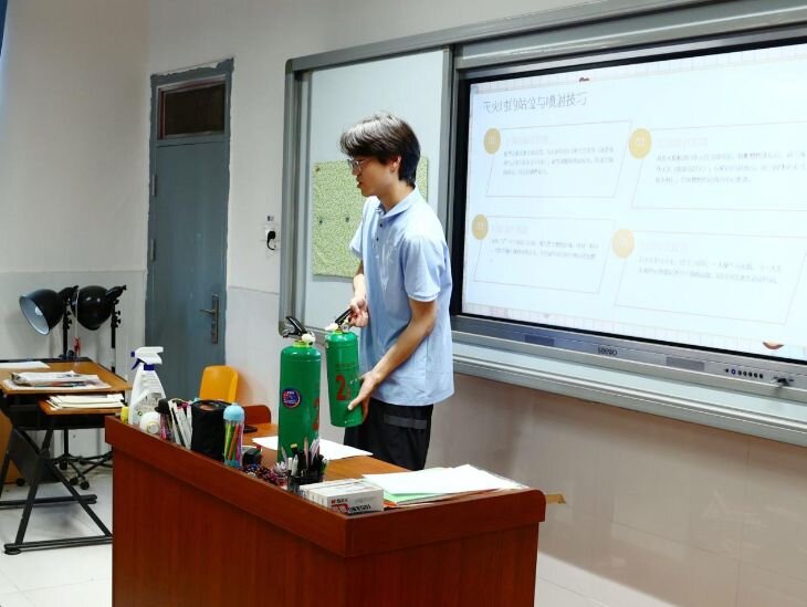 ��������F��º������С�W֧�����n���ഺ���l�����º������L������ƪ