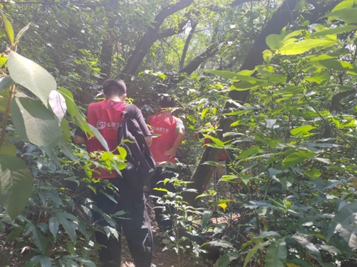 ���r��W�������l�������⣬�����lչ