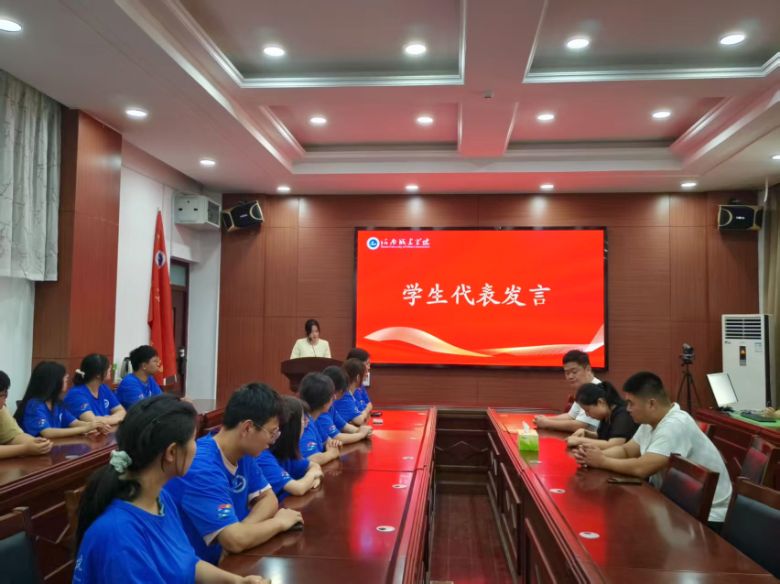 �����l���Ӄxʽ�A�M�e�У������r��lչ���e��