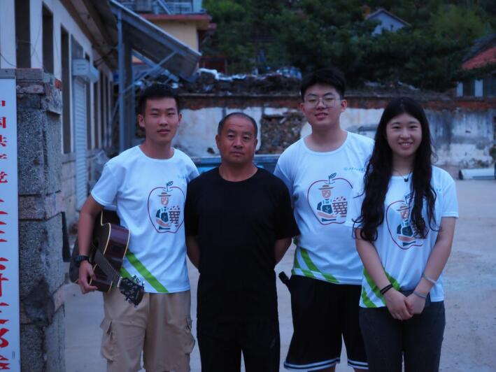 ����С�������r(n��ng)���`�F���L���u���������^(q��)�����R