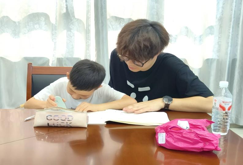 �ഺ�������L(zh��ng)����(sh��)�`�c(di��n)��ͯ��