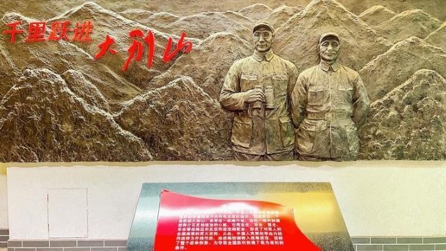 �ԡ��tɫ�Ļ����c���Gˮ��ɽ���p�������Ƹ����υ^(q��)�l(xi��ng)�����d �����԰���ʡ��կ�h���������(hu��)��(sh��)�`�ĵ��w��(hu��)