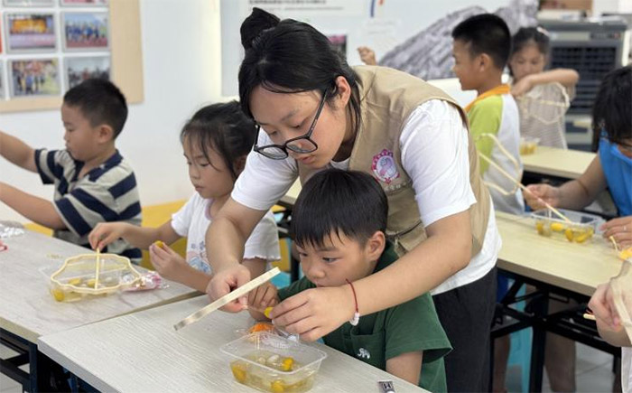 �ɶ�����Z�W(xu��)Ժ�������l(xi��ng)���F(tu��n)�(du��)���M(j��n)������^(q��)���Ð��c(di��n)����ͯ��������