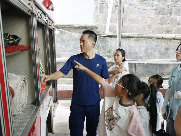 ͯ��ӳ�ջ����{�����ϡ��߲ʡ������� �����ǻ�����������������������`�F�_չ������ȫ����