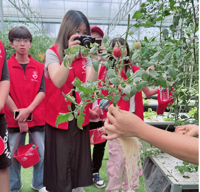 ����������W����{ɫ�P�F������l��ǧ�ﱼ�����ݵ����ഺ����ů����