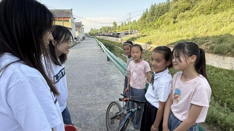 �m�ݽ�ͨ��W����c��Ϣ���̌WԺ��E·ͯ�ģ��ƽ��d�l�����ڡ������l��֧�̈F���`��Ӽo����