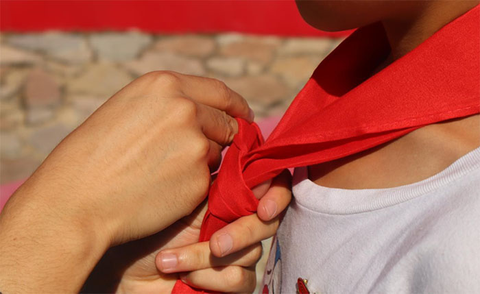 ����Ժ���������l|�tɫ����֮�ã��I���_���M�Еr