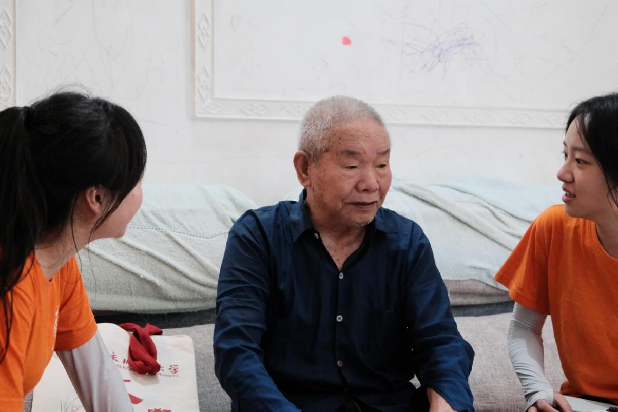 ���l����L�ϱ����ԃA �|���tɫ�q��