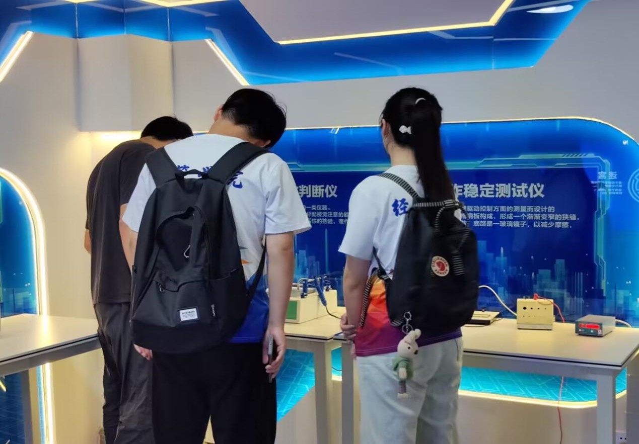 �ؑc��W(xu��)�������l(xi��ng)�l(f��)չ���v�t�r���¡����`�F ���^��Ϫ�����Ƽ��^