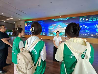 ����ʾ���@̽�أ��۷��ڷۡ��씳���x���Gɫ�pA�߲��@�ӟ���