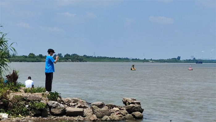 ��Ȼ���B(t��i)�h(hu��n)��Ը�����ھG�ʼt�ݕr