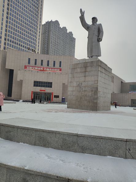 [��ؔ(c��i)�W(xu��)�������l(xi��ng)] �b����܉ �tɫ�{(di��o)�Ќ�(sh��)䛵ڶ�վ