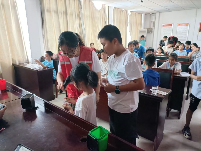 �D����������Α��ӬF��