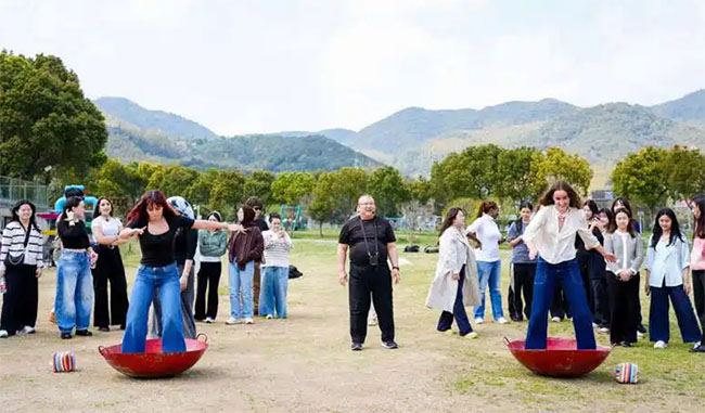 �����Z���h��W�M�������W������ʽ�������A�Ļ�����