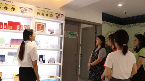 ����W������У���Уˇ�g�����`��ʹ�������x��