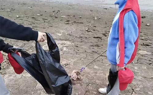 ���ώ�����W���_�WԺ�̎�����ϵ��ͬ�һ��ˮ�����oĸ�H�ӡ�־Ը���