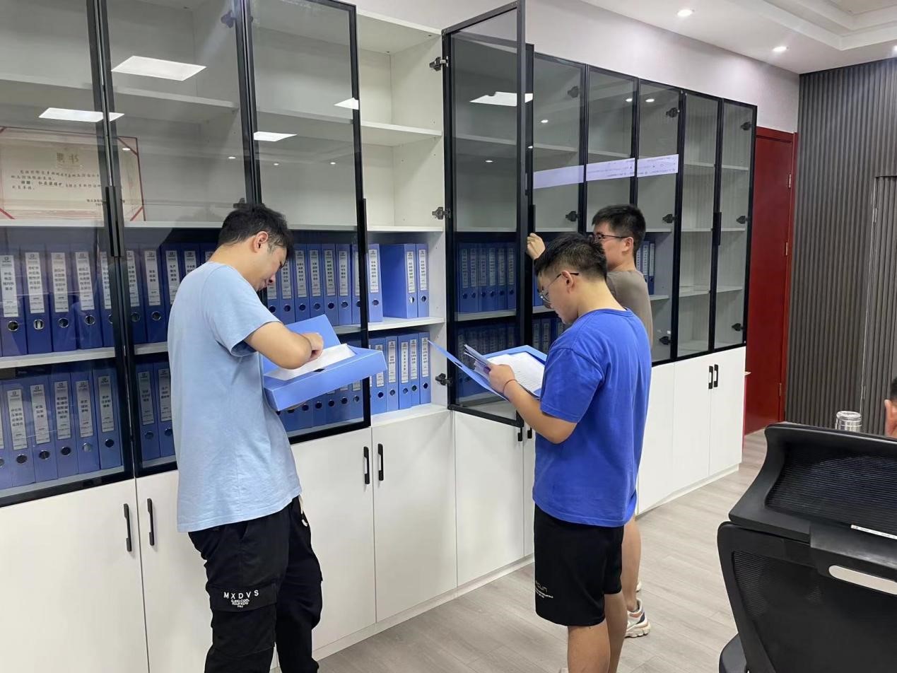 �����S������ú�V��������Ϣ���¾���