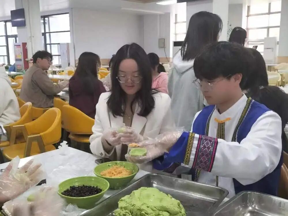 �C늌W���LĸУ��н�����������w | ���w�WԺ�C늹��̌WԺ����W�ӻ��LĸУ