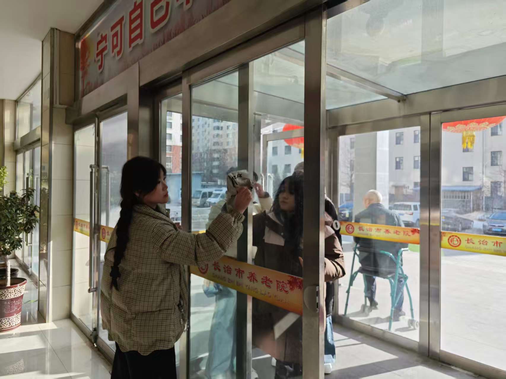 ־Ըů������ϵɣ��