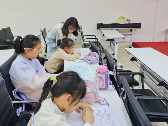 ɽ�|��W(xu��)�W(xu��)��С���֡����a������֧��꠸���(j��)�ϻ��a�_չ֧�̻��