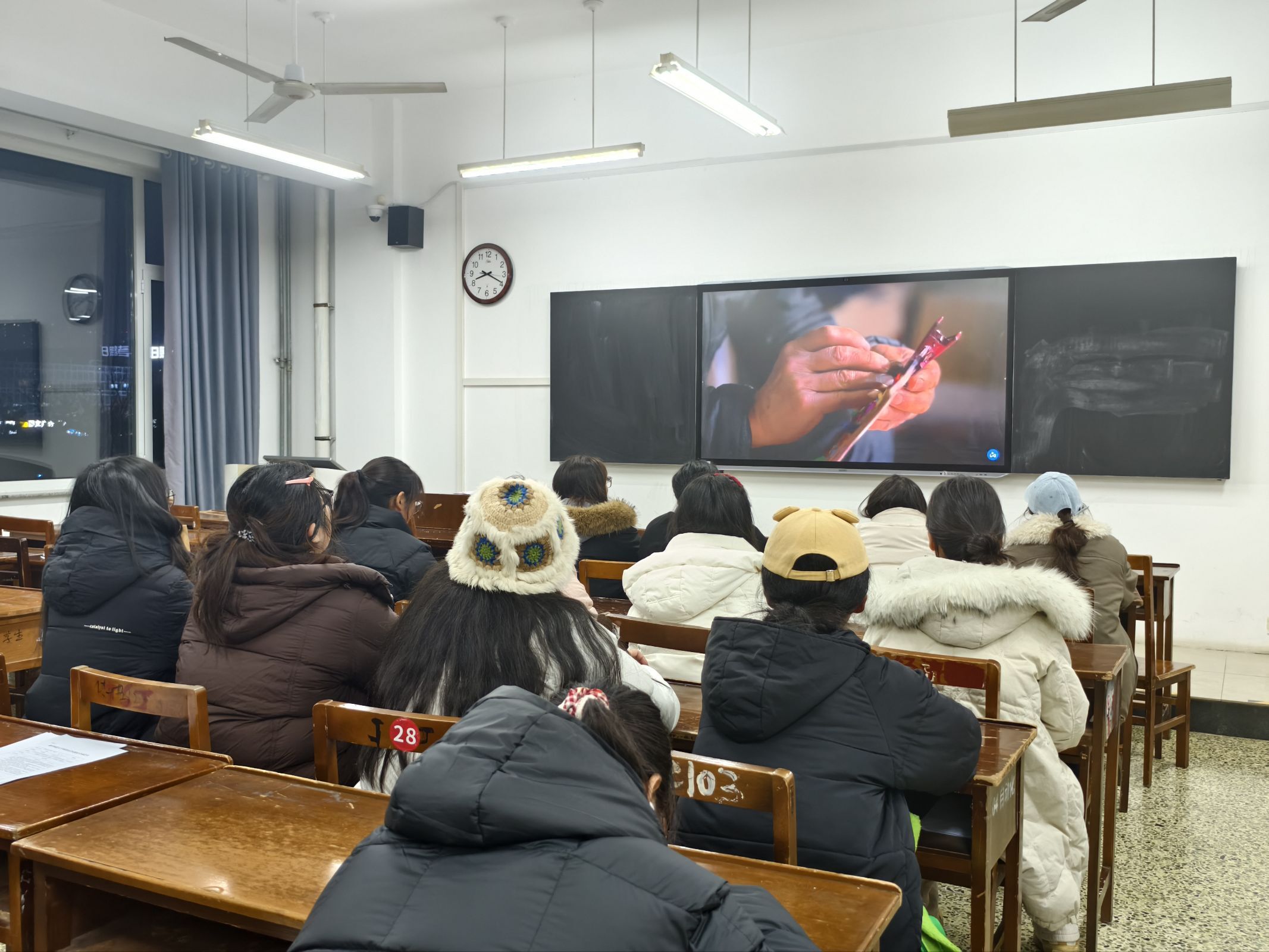 �^�T�{�uҷ������zн��