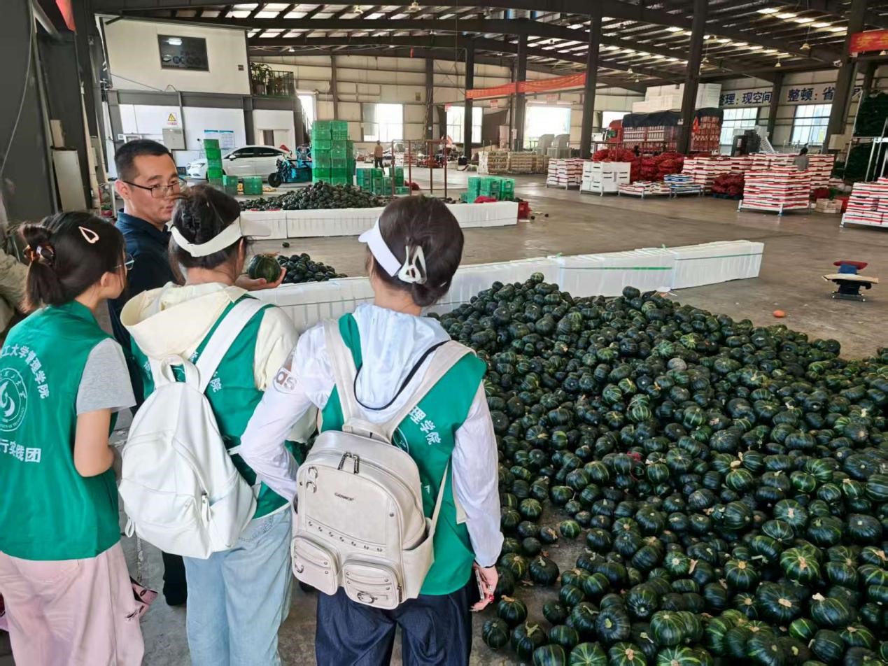 ɽ�|�W�������l���۹�@���L�������������Ғ��;